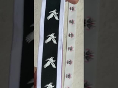 Etiquetas impresas a medida para ropa Impresión de logotipos reflectantes para ropa