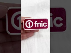 Logotipo de transferencia de calor TPU de alta frecuencia personalizado Cualquier forma Material TPU 3D para ropa Uniforme de calzado