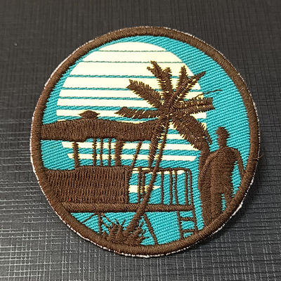 Parche de bordado personalizado 3D Puff LOGO insignias coser en hierro en parches de ropa