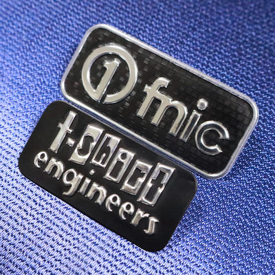 Fabricante de parches de transferencia de calor de TPU para planchar, etiqueta de transferencia de calor de TPU en relieve 3D impresa a medida para camiseta